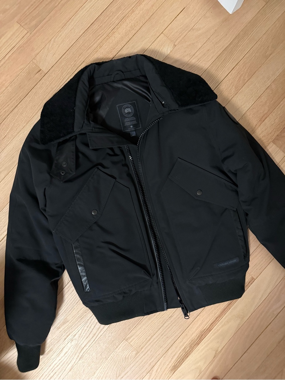 Like new Canada Goose Bomber Jacket with Sherpa Collar